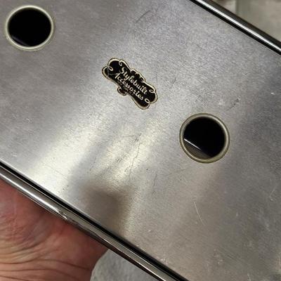 Misc decor - tissue holder and waster basket