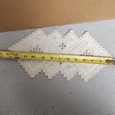 Hardanger piece and crystal budvase