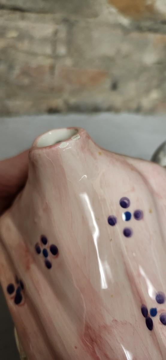 Sale Photo Thumbnail #384: Fitz and Floyd cat Cookie jar and an unmarked teapot. Notice the small chip on the bottom of the spout