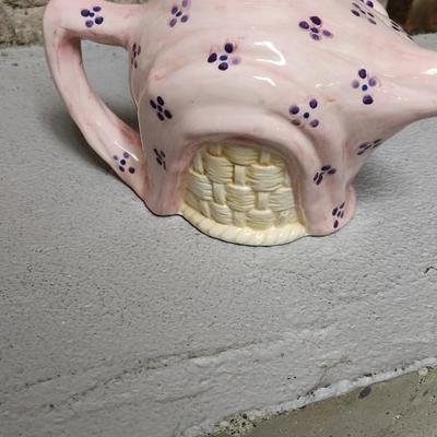 Cats!! Cookie jar and teapot