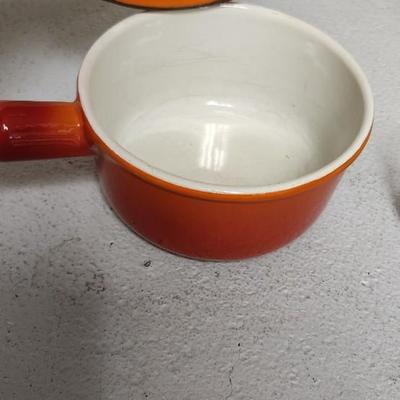 Pyrex, corelle and awesome vintage sauce pan