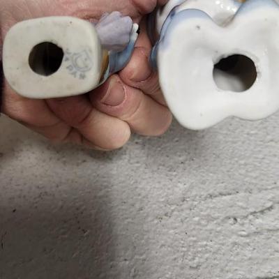 Glass plate and trinkets