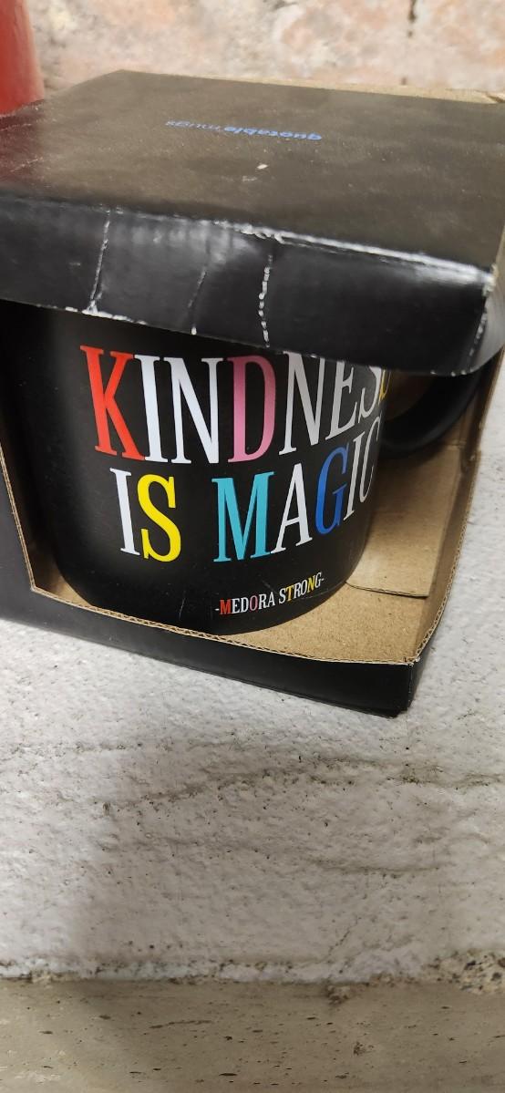 Sale Photo Thumbnail #433: New crank ice cream maker. New tea steeper cup and a new medora mug