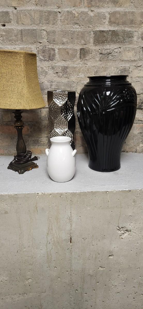 Sale Photo Thumbnail #434: Sweet little lamp, huge black glass vase, white jug and silver ceramic vase