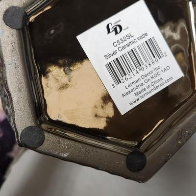 Lamp, huge black glass vase lot