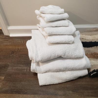 White and Brown/Black Towels and More (BGB-KD)