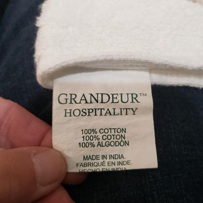 White and Brown/Black Towels and More (BGB-KD)