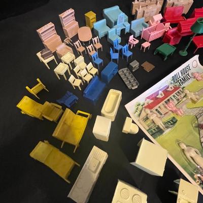 DOLLHOUSE FURNITURE AND DOLL HOUSE FAMILY IN SEALED PACKAGE BY MARX