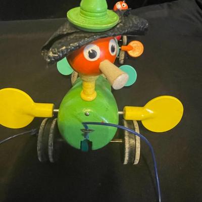 FISHER PRICE GABBY GOOFIES WOODEN PULL TOY