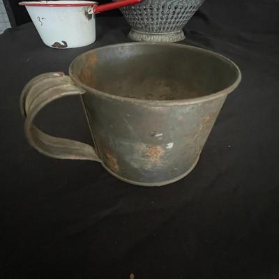 VINTAGE KITCHEN ITEMS