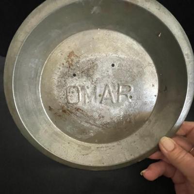 VINTAGE KITCHEN ITEMS