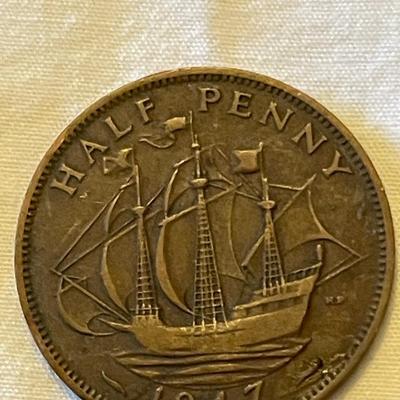 1947 AND 1952 BRITISH HALF PENNIES