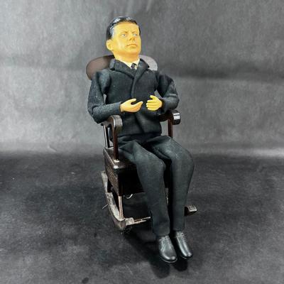 Vintage Wind-Up | JFK & Rocking Chair | Kamar