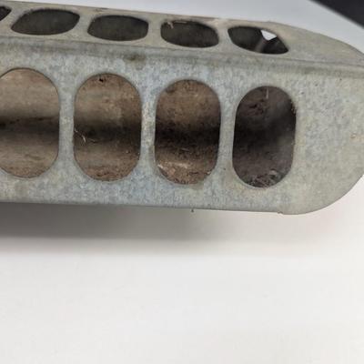 Vintage 16-Hole Primitive Country Galvanized Tin Chicken Rooster Feeder