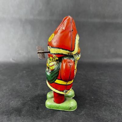 Vintage Tin WInd-Up | Vibrating Santa | J. Chein & Co