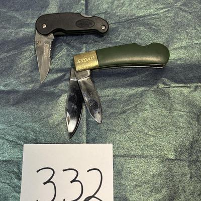 Skoal and Grizzly Knives