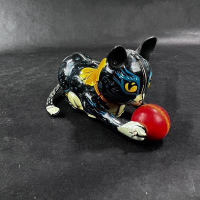 Vintage Tin Litho | Wind-Up Cat w/ Ball | Marx