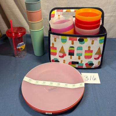 Tupperware and Picnic Set