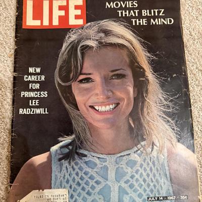 Vintage LIFE Magazine Lot - 5 Iconic Issues from 1959-1968