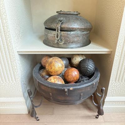 LOT 552F: Vintage Tinned Copper Indian Pandan / Betel Nut Box