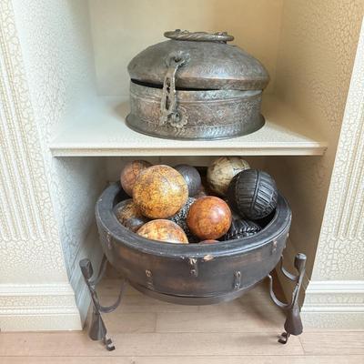 LOT 552F: Vintage Tinned Copper Indian Pandan / Betel Nut Box