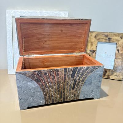 LOT 553F: Art Deco Marble Box & Frames