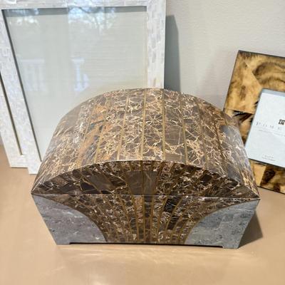 LOT 553F: Art Deco Marble Box & Frames