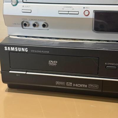 LOT 556F: Pair of VCR/DVD Players: Toshiba & Samsung