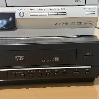 LOT 556F: Pair of VCR/DVD Players: Toshiba & Samsung