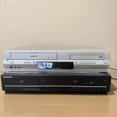LOT 556F: Pair of VCR/DVD Players: Toshiba & Samsung