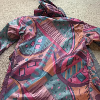 LOT 557DC: Marylou Ozbolt Storer Fibre Arts Matching Raincoat & Umbrella