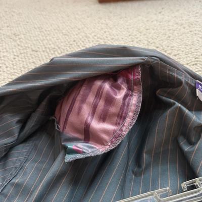 LOT 557DC: Marylou Ozbolt Storer Fibre Arts Matching Raincoat & Umbrella