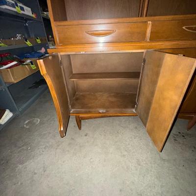 Sale Photo Thumbnail #53: E4-MCM Hutch (one piece)