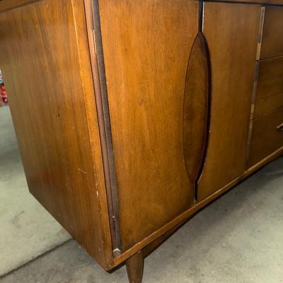 Sale Photo Thumbnail #70: E2-MCM Buffet