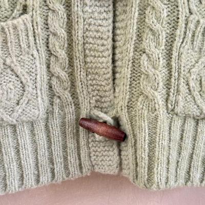 LOT 533DC: Green Free People Sweater (S/P)