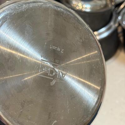 LOT 539K: Collection of Pots & Pans