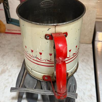 LOT 571K: Kitchen & Baking Collection: Boxed Apple Peeler, Cookie Press & Cutters, More