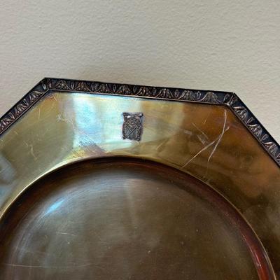 LOT 572K: 11” Sterling Silver Plate (752g)