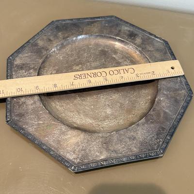 LOT 573K: 11” Sterling Silver Plate (751g)