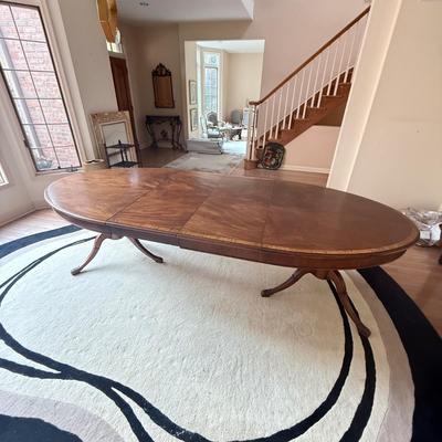 LOT 575D: Long Dining Table w/ 2 Leaves