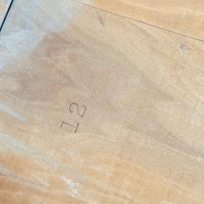 LOT 575D: Long Dining Table w/ 2 Leaves