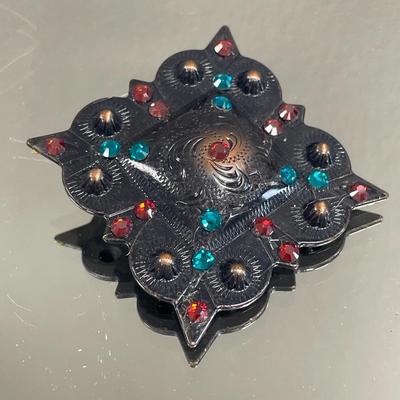 Trigg leather concho