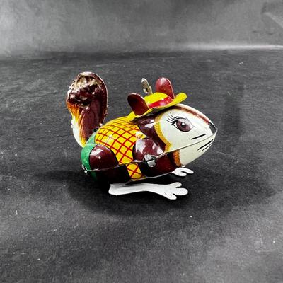 Vintage Wind-Up | Hopping Squirrel