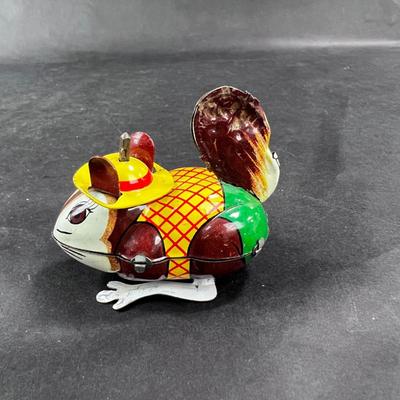 Vintage Wind-Up | Hopping Squirrel