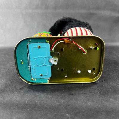 Vintage Battery-Opp | Picnic Bear | Alps