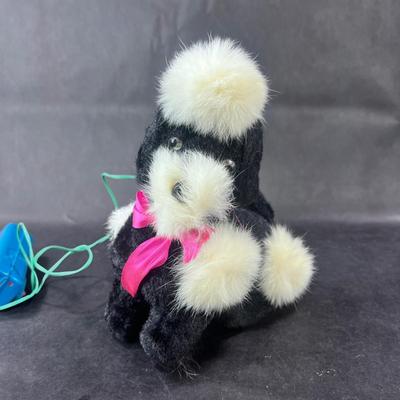 Vintage Battery Opp | Fifi the Begging Poodle | Kramer