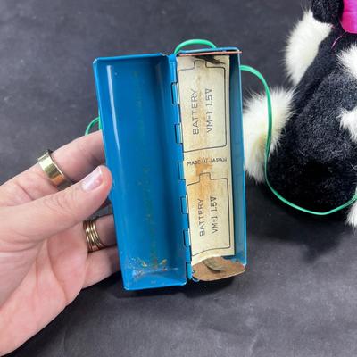 Vintage Battery Opp | Fifi the Begging Poodle | Kramer