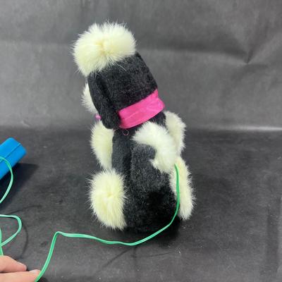 Vintage Battery Opp | Fifi the Begging Poodle | Kramer