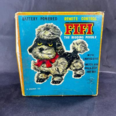 Vintage Battery Opp | Fifi the Begging Poodle | Kramer