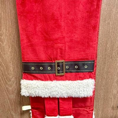 Sale Photo Thumbnail #472: Great condition. Approx. 72” x 13”. 100% polyester.